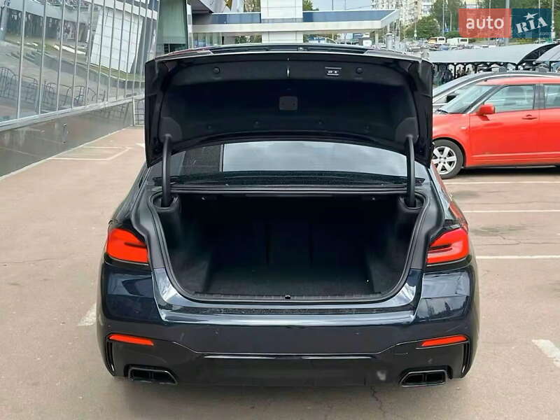 Седан BMW 5 Series 2021 в Киеве