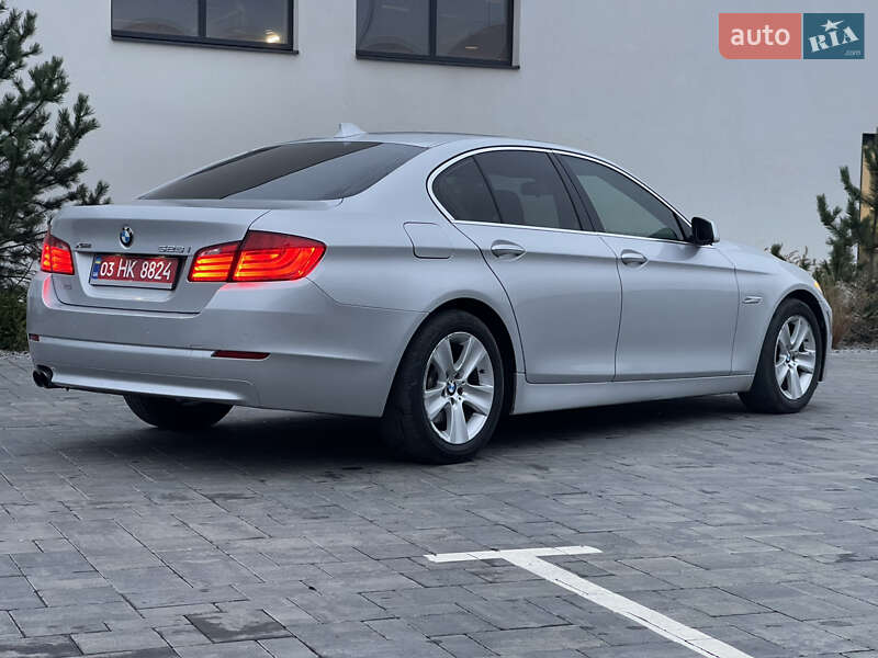 Седан BMW 5 Series 2013 в Луцьку