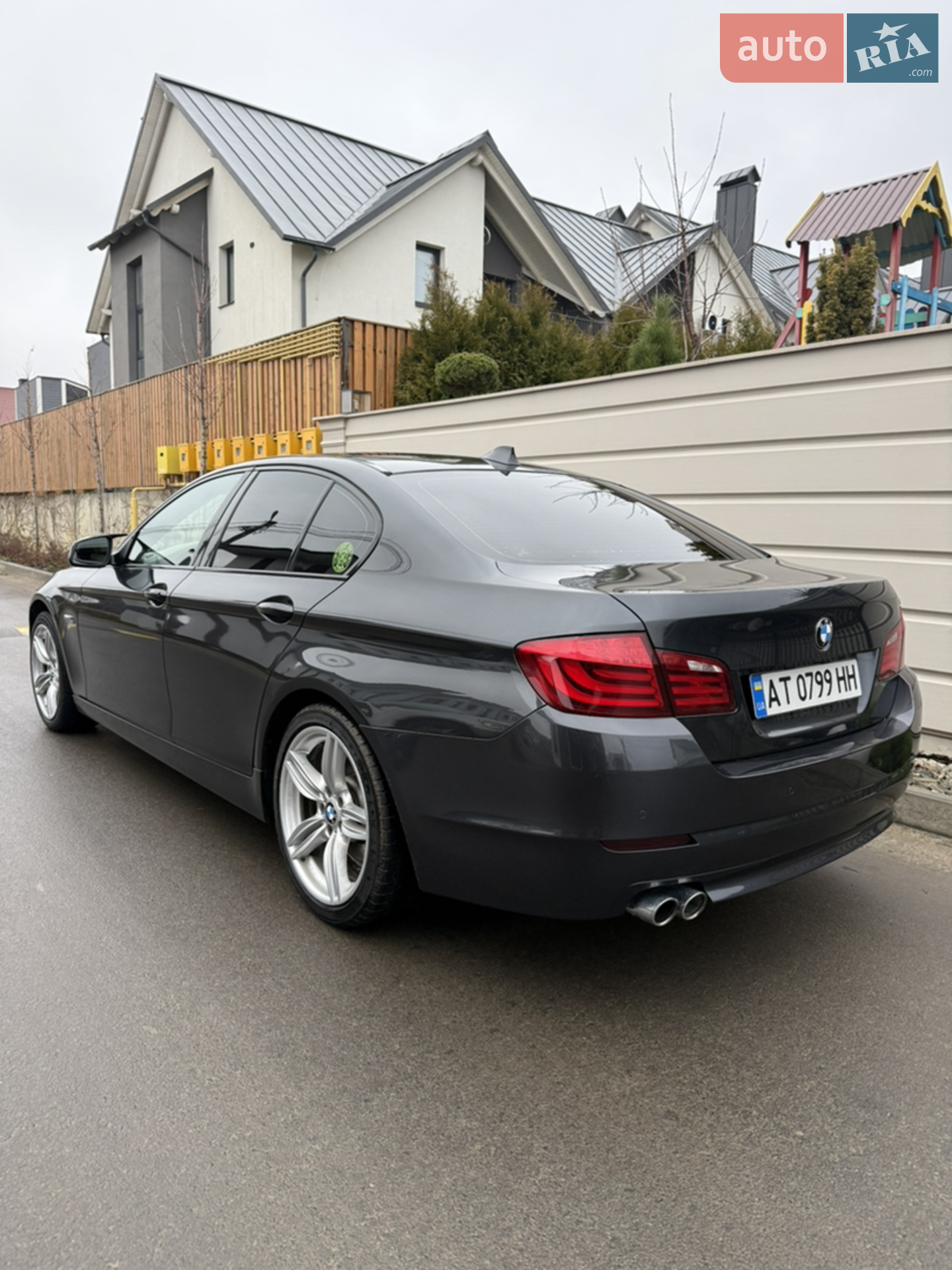 2010 BMW 5er - мініатюра 4