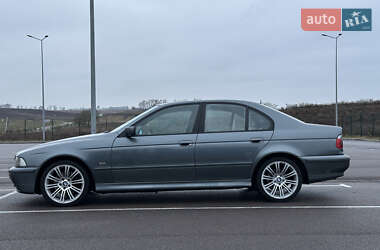 Седан BMW 5 Series 2002 в Рівному