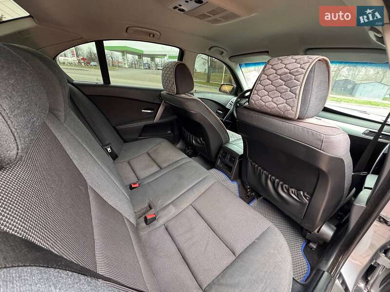 Седан BMW 5 Series 2005 в Запорожье