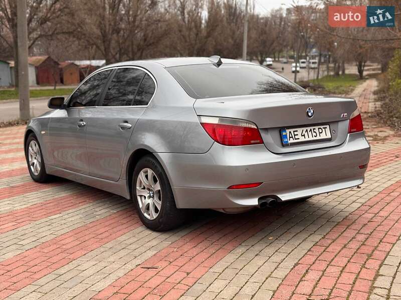 Седан BMW 5 Series 2005 в Запорожье