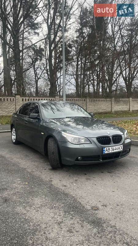 Седан BMW 5 Series 2003 в Виннице
