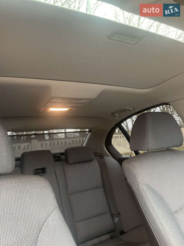 Седан BMW 5 Series 2003 в Виннице