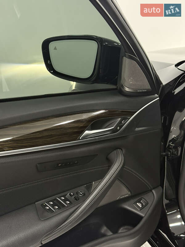 Седан BMW 5 Series 2021 в Одессе