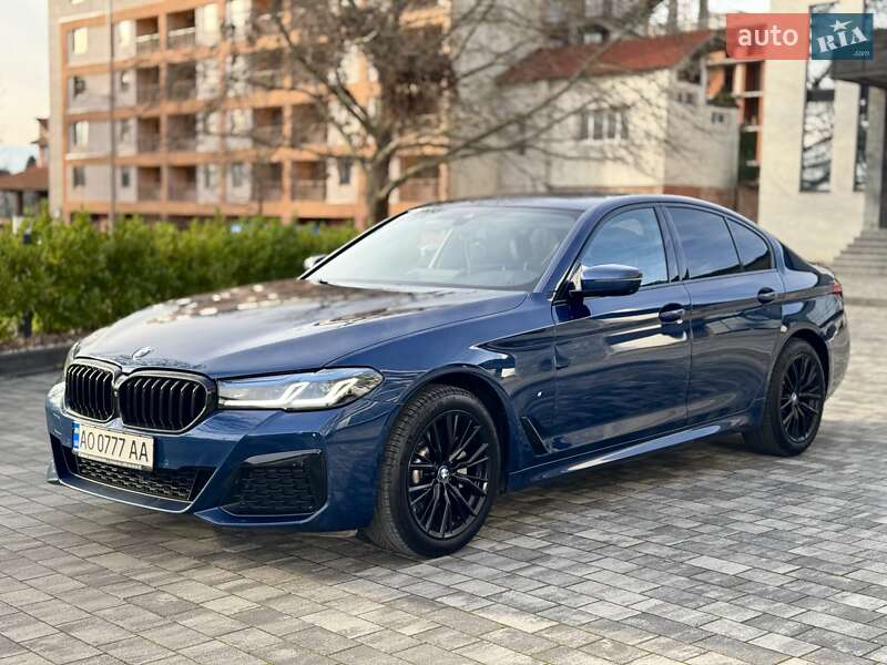 Седан BMW 5 Series 2021 в Мукачево