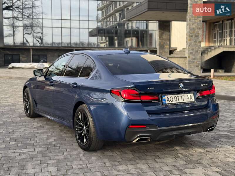 Седан BMW 5 Series 2021 в Мукачево