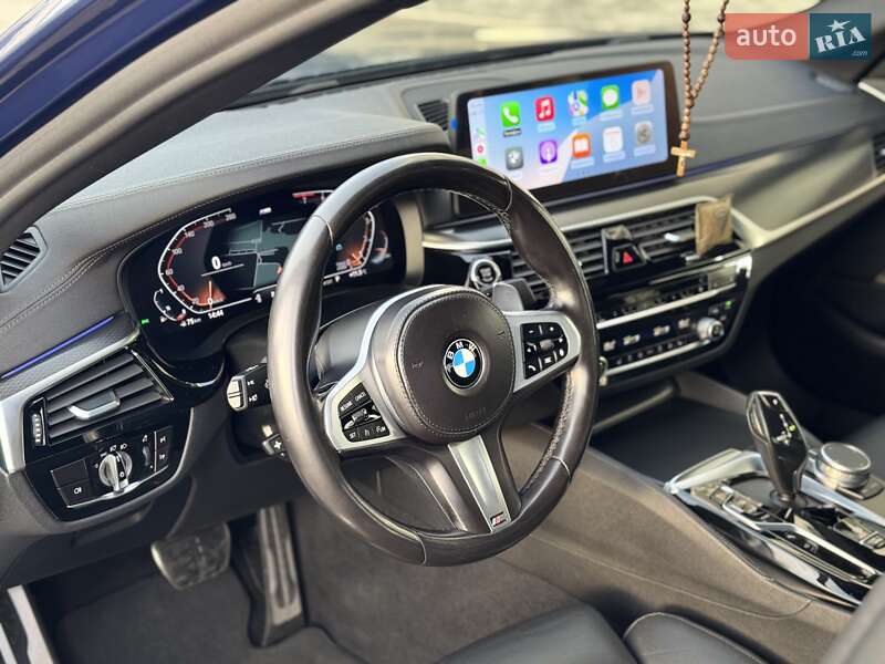 Седан BMW 5 Series 2021 в Мукачево