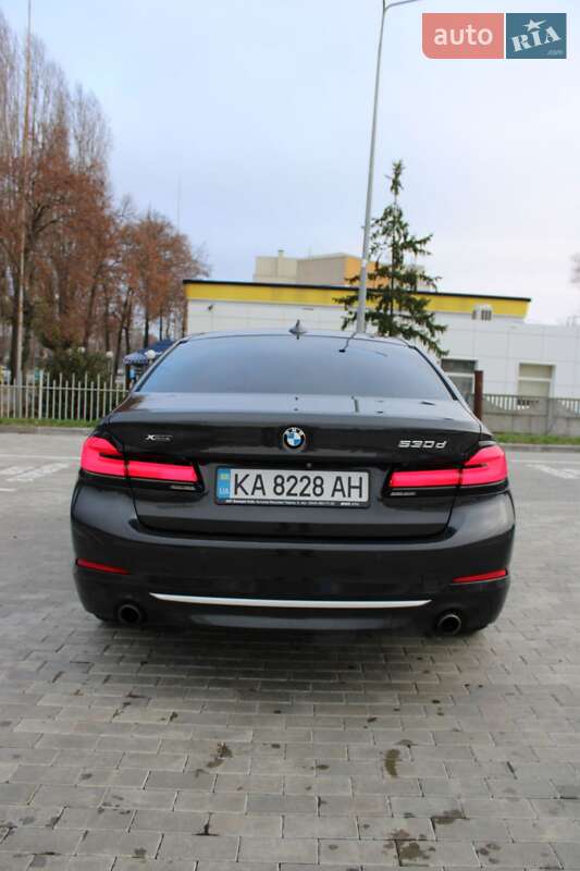 Седан BMW 5 Series 2016 в Черкасах фото 16 Седан BMW 5 Series 2016 в Черкасах