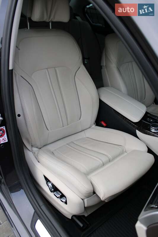 Седан BMW 5 Series 2016 в Черкасах фото 36 Седан BMW 5 Series 2016 в Черкасах