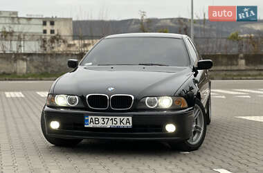 Седан BMW 5 Series 2000 в Вінниці
