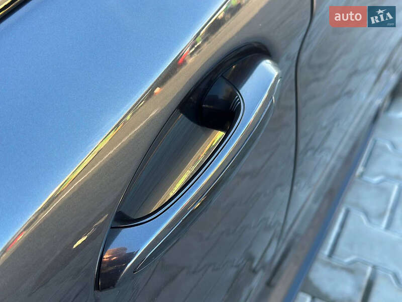 Седан BMW 5 Series 2017 в Днепре