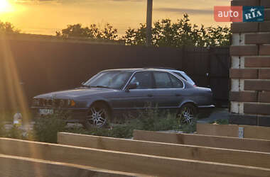 Седан BMW 5 Series 1990 в Павлограде