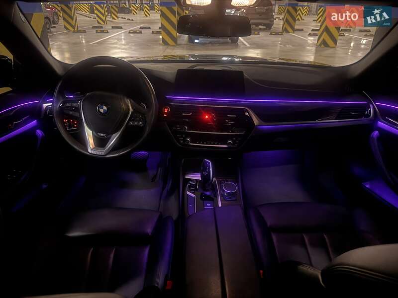 Седан BMW 5 Series 2020 в Киеве фото 32 Седан BMW 5 Series 2020 в Киеве