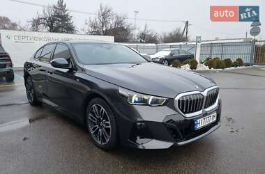 Седан BMW 5 Series 2025 в Полтаві