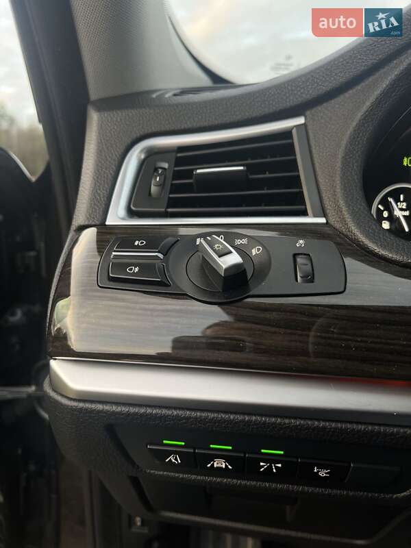 Седан BMW 5 Series 2015 в Шептицькому