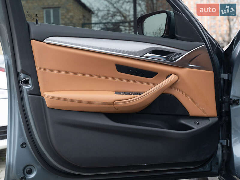 Седан BMW 5 Series 2017 в Одессе