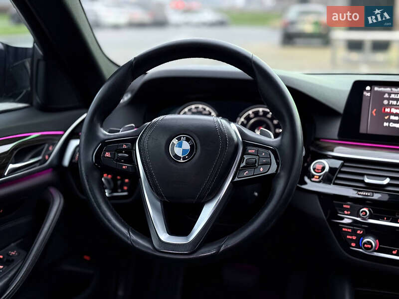 Седан BMW 5 Series 2017 в Днепре