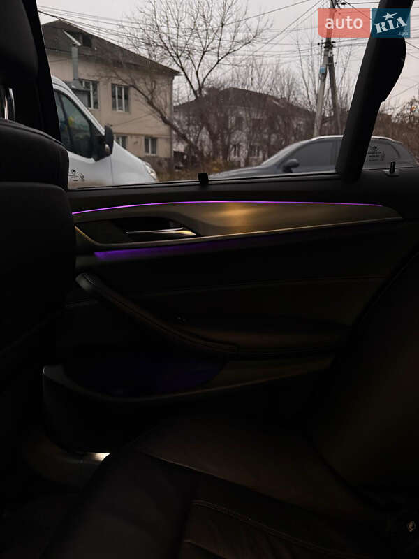 Седан BMW 5 Series 2017 в Львове