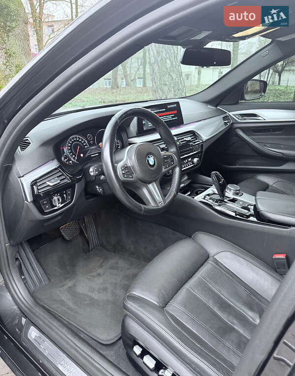 Седан BMW 5 Series 2017 в Львове