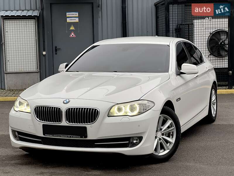 BMW 5 Series 2012 BMW 5 Series 2012