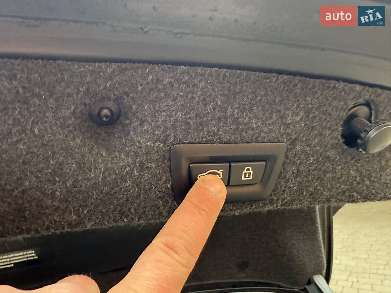 Седан BMW 5 Series 2012 в Коломые фото 45 Седан BMW 5 Series 2012 в Коломые