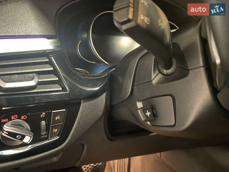 Седан BMW 5 Series 2017 в Львове