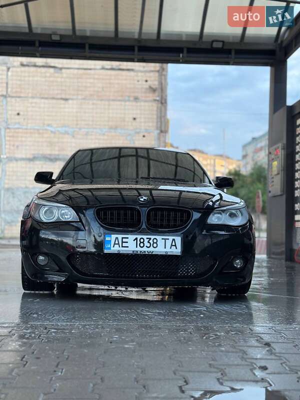 BMW 5 Series 2004 BMW 5 Series 2004