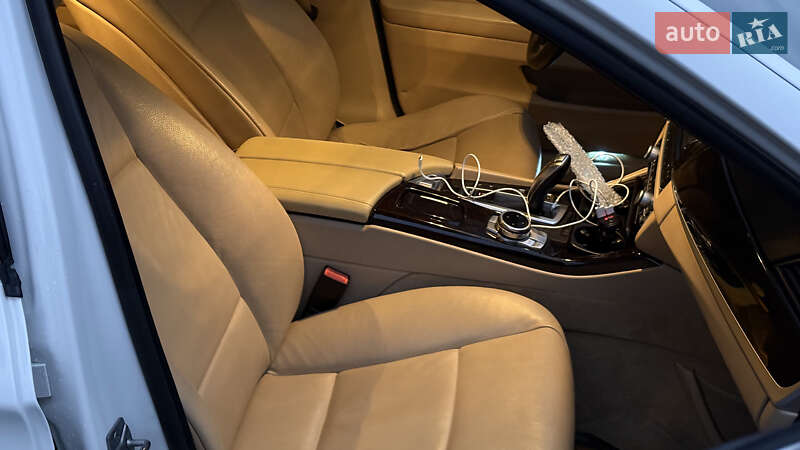 Седан BMW 5 Series 2011 в Вінниці