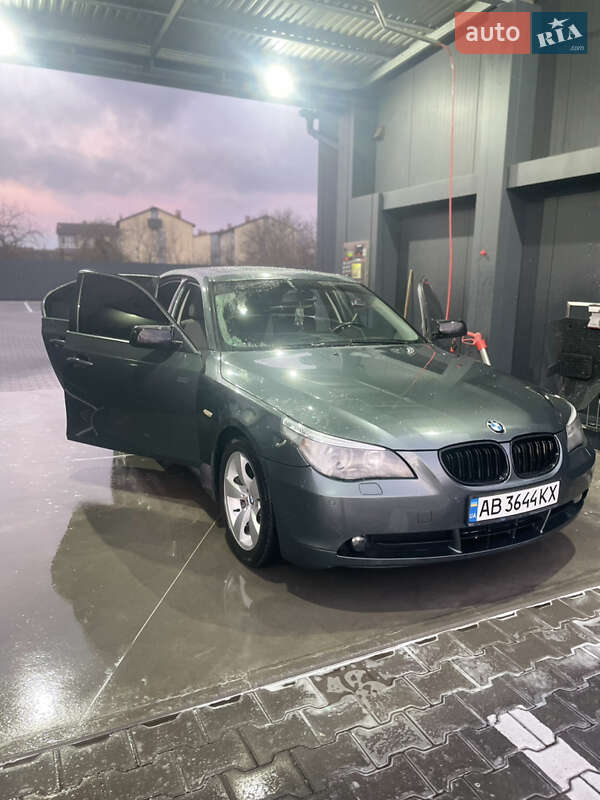 Седан BMW 5 Series 2003 в Виннице