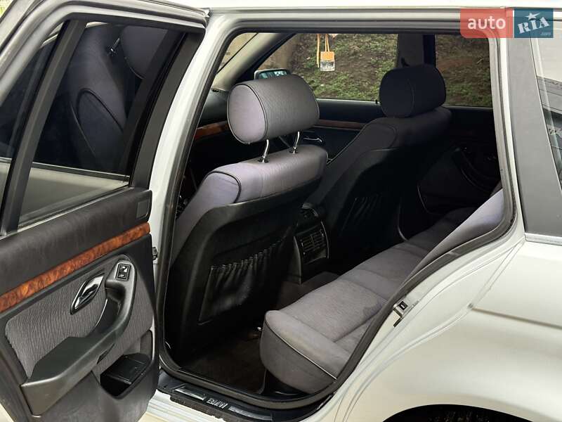 Универсал BMW 5 Series 2001 в Николаеве фото 10 Универсал BMW 5 Series 2001 в Николаеве
