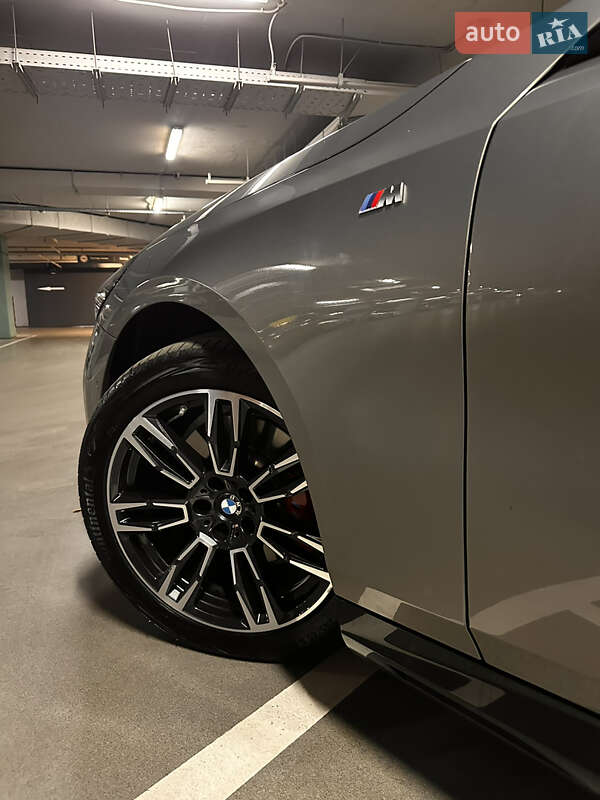 Седан BMW 5 Series 2024 в Киеве