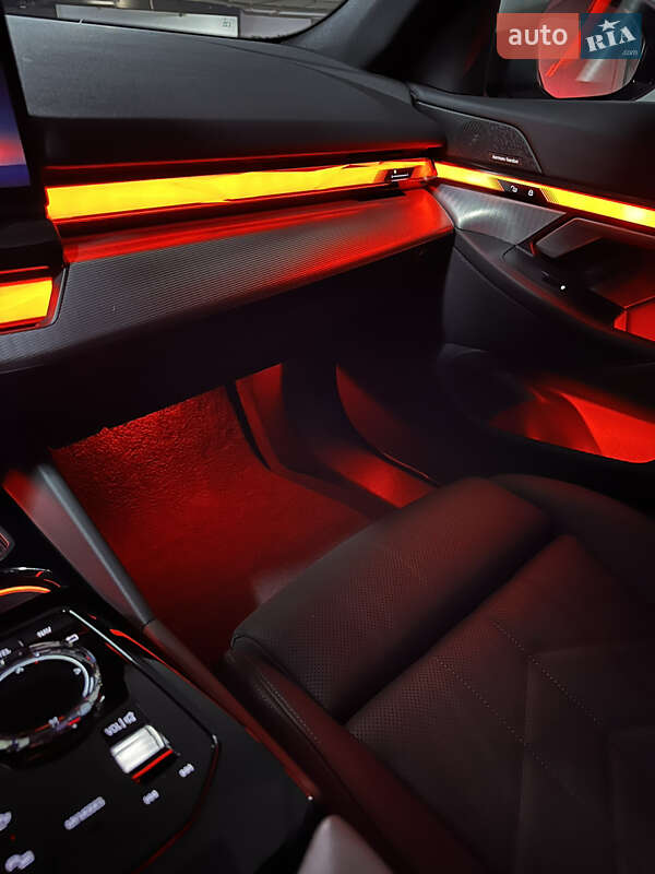 Седан BMW 5 Series 2024 в Киеве