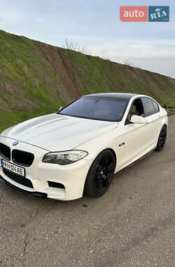 Седан BMW 5 Series 2011 в Одессе