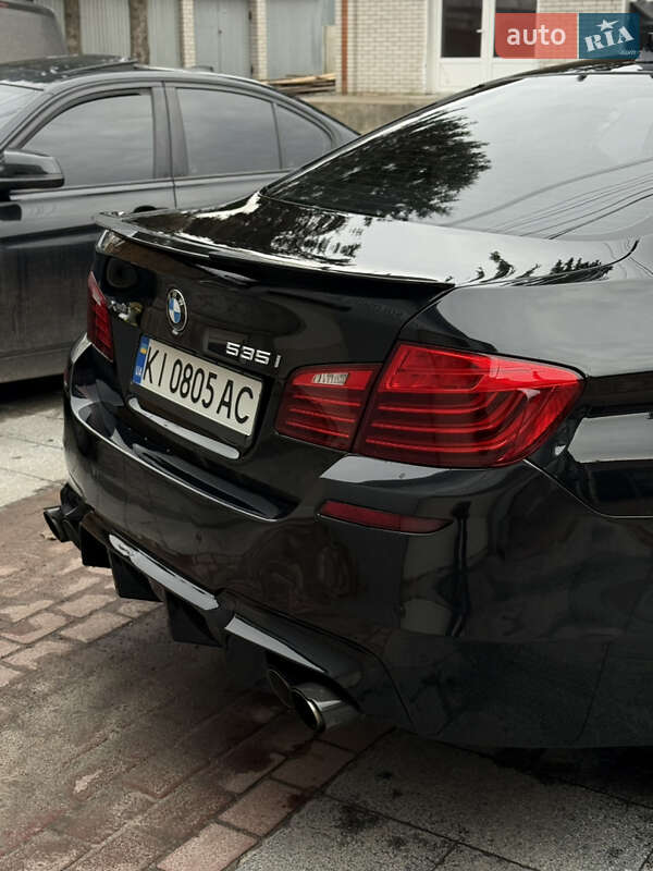 Седан BMW 5 Series 2015 в Бердичеве
