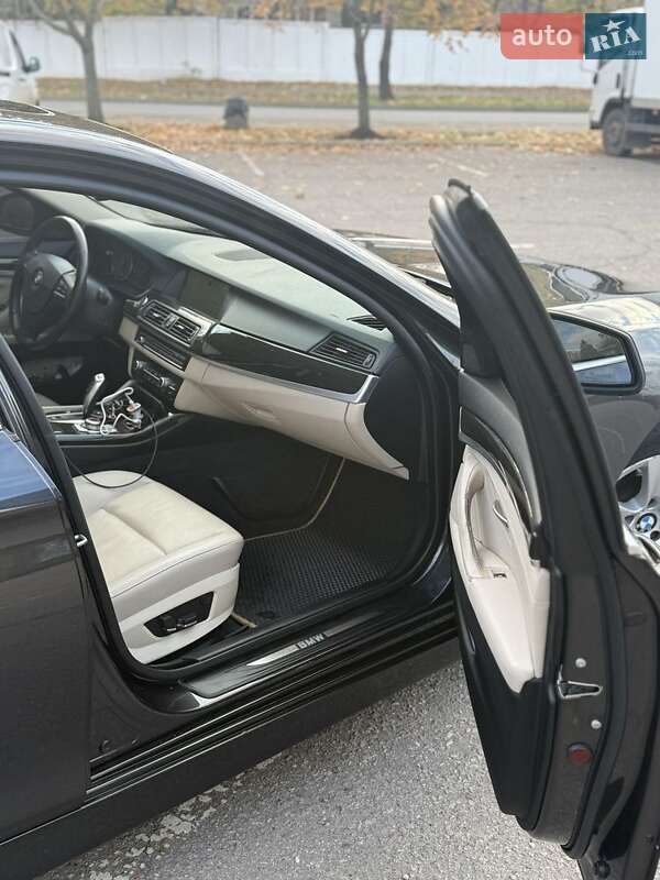 Седан BMW 5 Series 2011 в Кривому Розі
