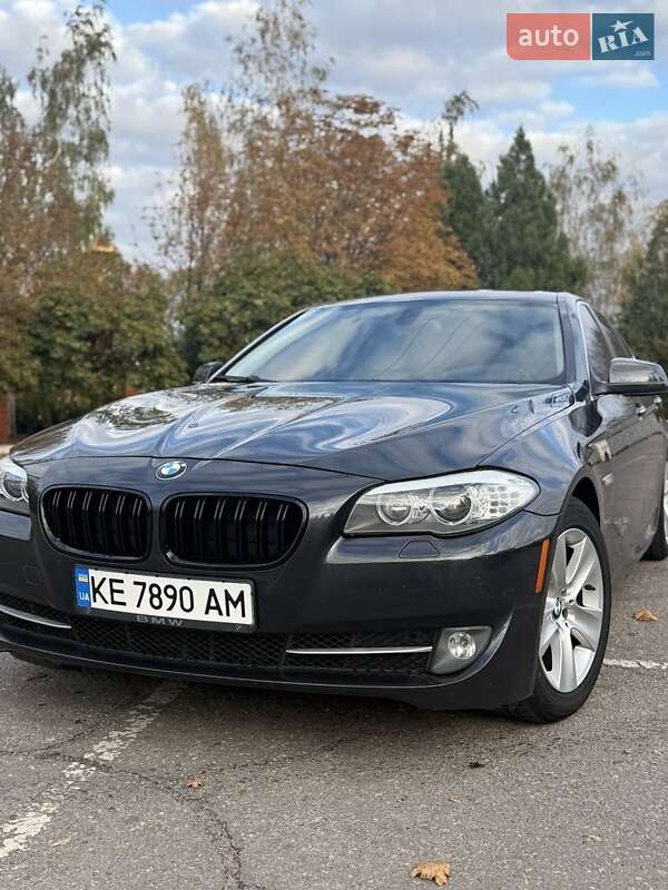 Седан BMW 5 Series 2011 в Кривому Розі