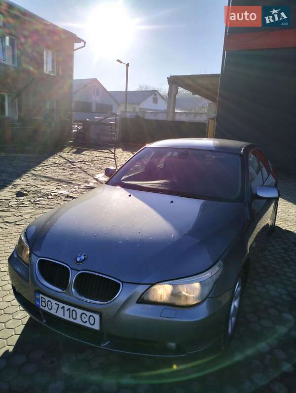 BMW 5 Series 2004