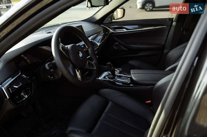 Седан BMW 5 Series 2018 в Тернополі