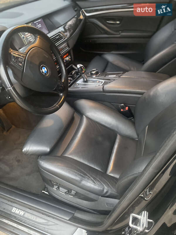 Седан BMW 5 Series 2010 в Рівному фото 27 Седан BMW 5 Series 2010 в Рівному