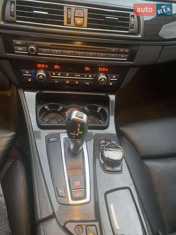 Седан BMW 5 Series 2010 в Рівному фото 30 Седан BMW 5 Series 2010 в Рівному