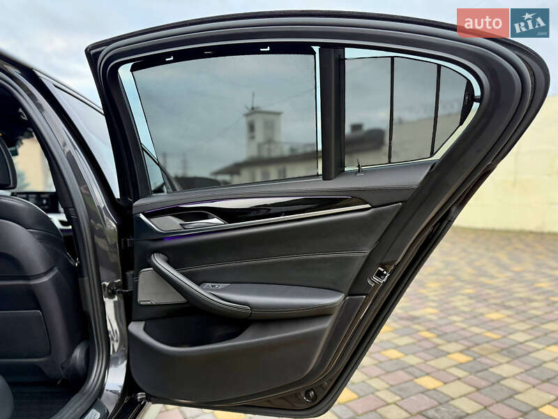 Седан BMW 5 Series 2017 в Днепре