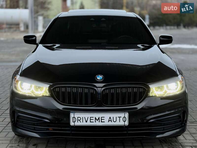 Седан BMW 5 Series 2018 в Днепре