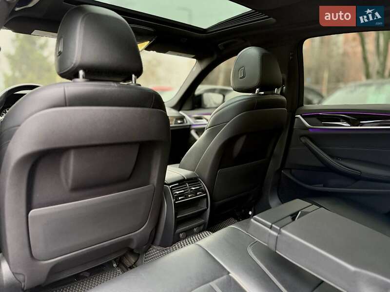 Седан BMW 5 Series 2018 в Днепре