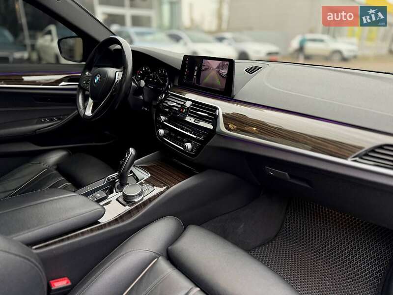 Седан BMW 5 Series 2018 в Днепре