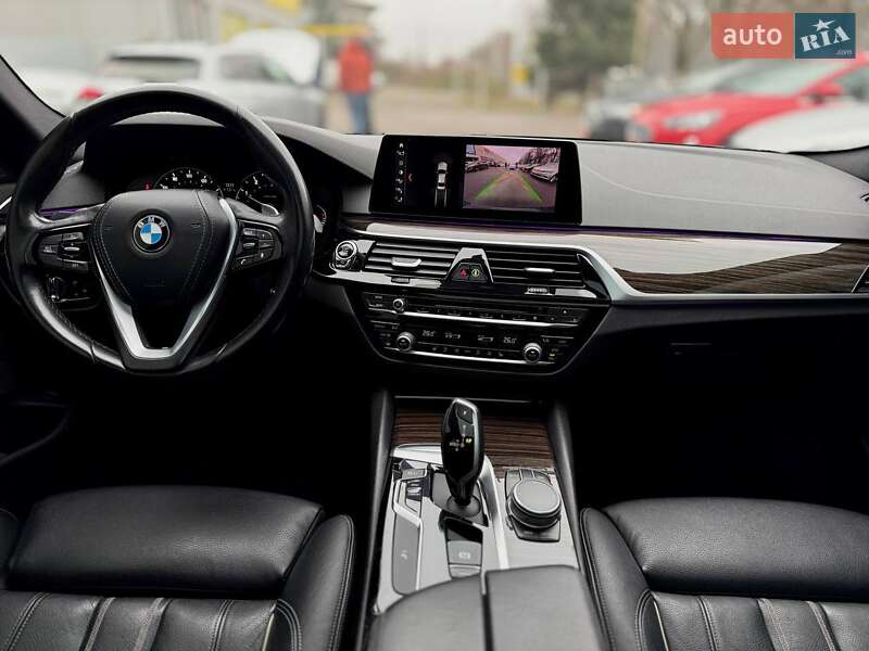 Седан BMW 5 Series 2018 в Днепре