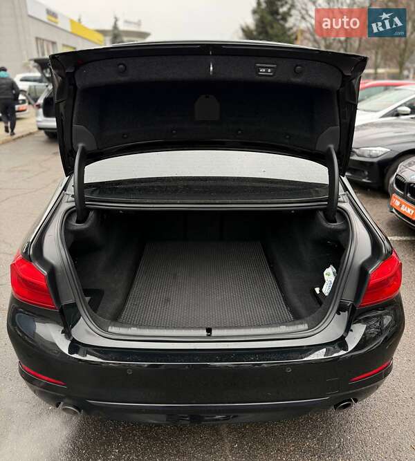 Седан BMW 5 Series 2018 в Днепре