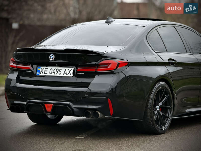 Седан BMW 5 Series 2017 в Запорожье