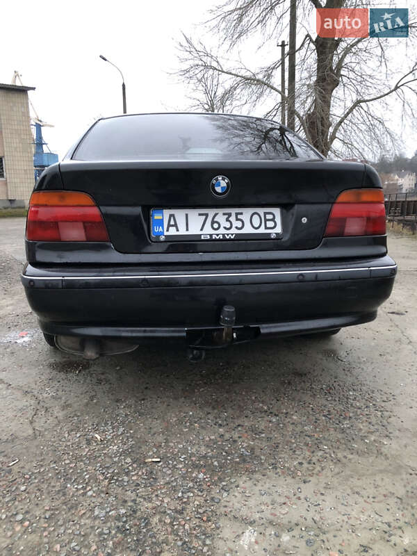 Седан BMW 5 Series 1999 в Киеве