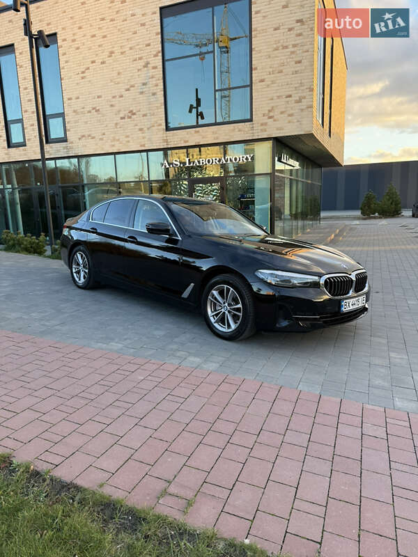 Седан BMW 5 Series 2020 в Хмельницком